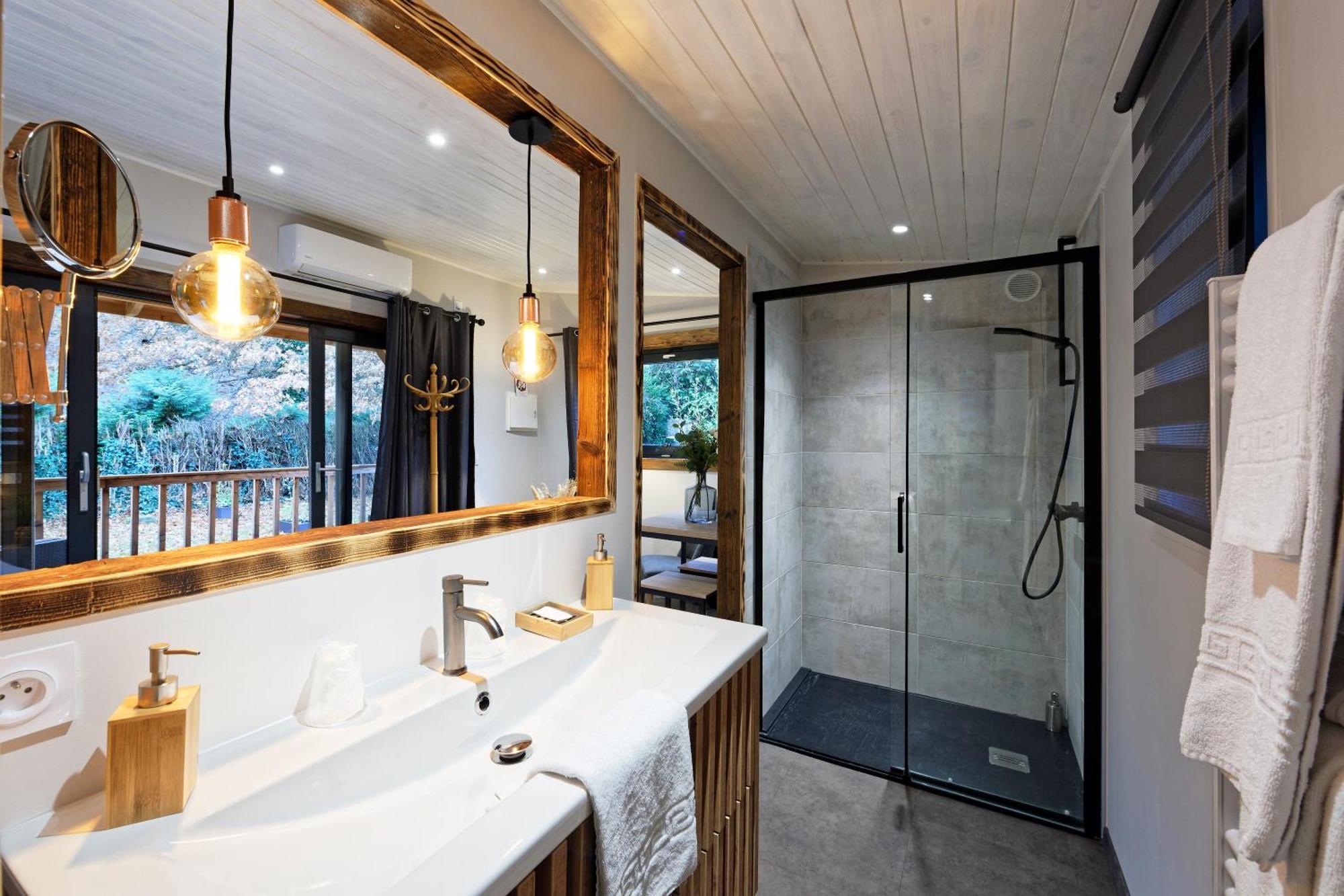 Pied A Terre - Appart'Hotels Au Coeur D'Autun ภายนอก รูปภาพ