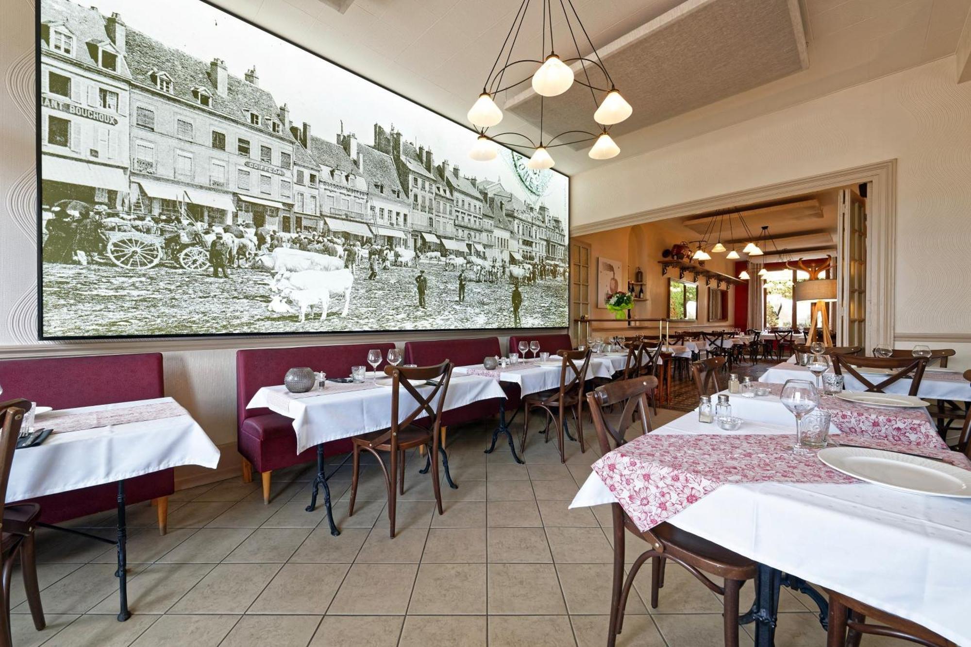 Pied A Terre - Appart'Hotels Au Coeur D'Autun ภายนอก รูปภาพ