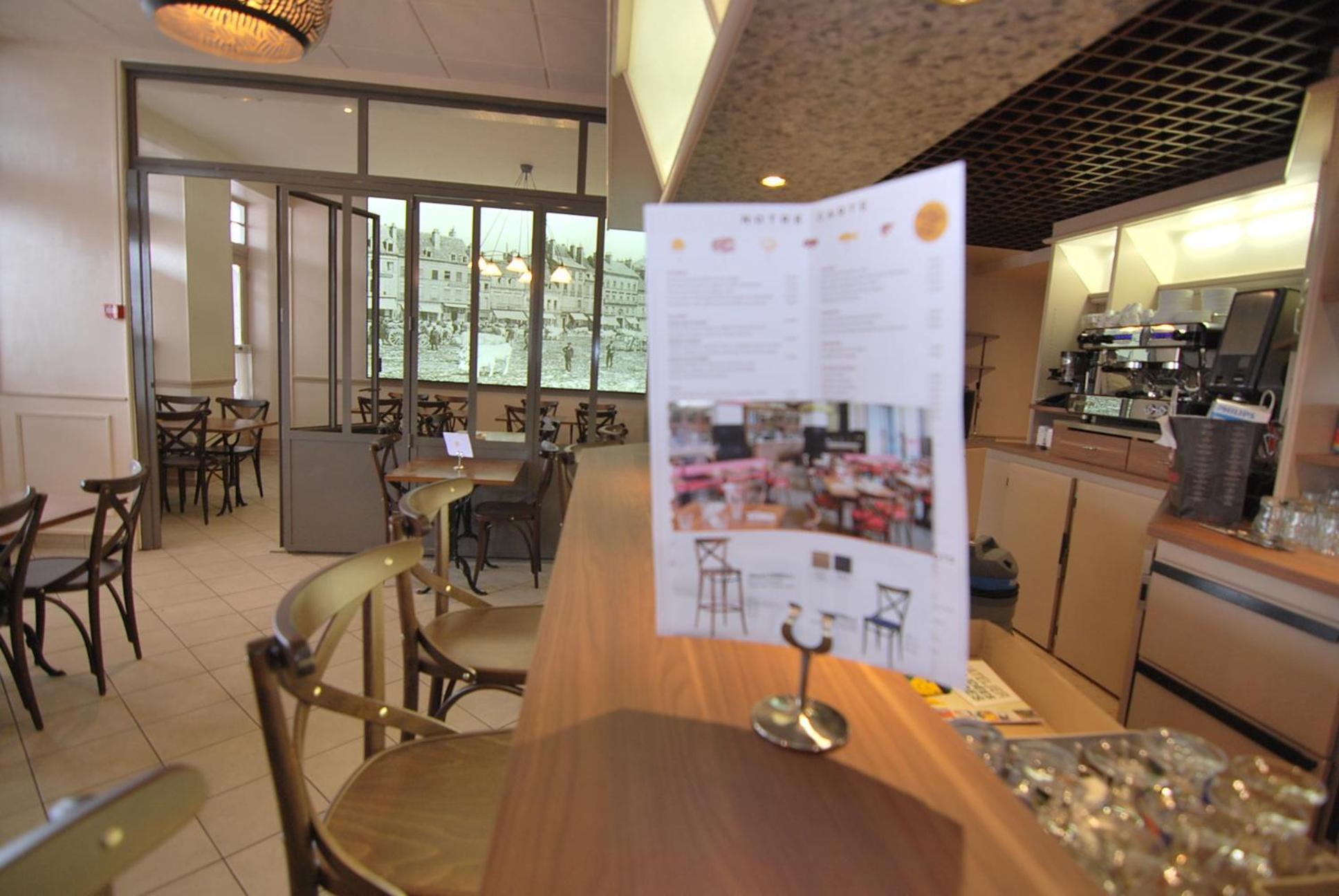 Pied A Terre - Appart'Hotels Au Coeur D'Autun ภายนอก รูปภาพ