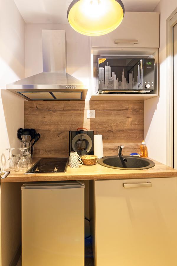 Pied A Terre - Appart'Hotels Au Coeur D'Autun ภายนอก รูปภาพ
