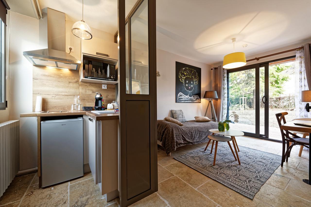 Pied A Terre - Appart'Hotels Au Coeur D'Autun ภายนอก รูปภาพ