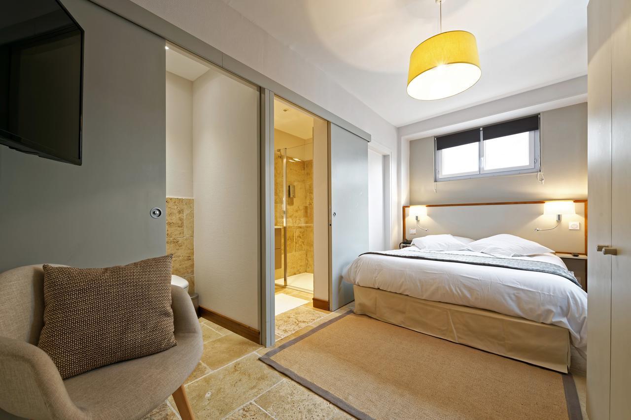 Pied A Terre - Appart'Hotels Au Coeur D'Autun ภายนอก รูปภาพ