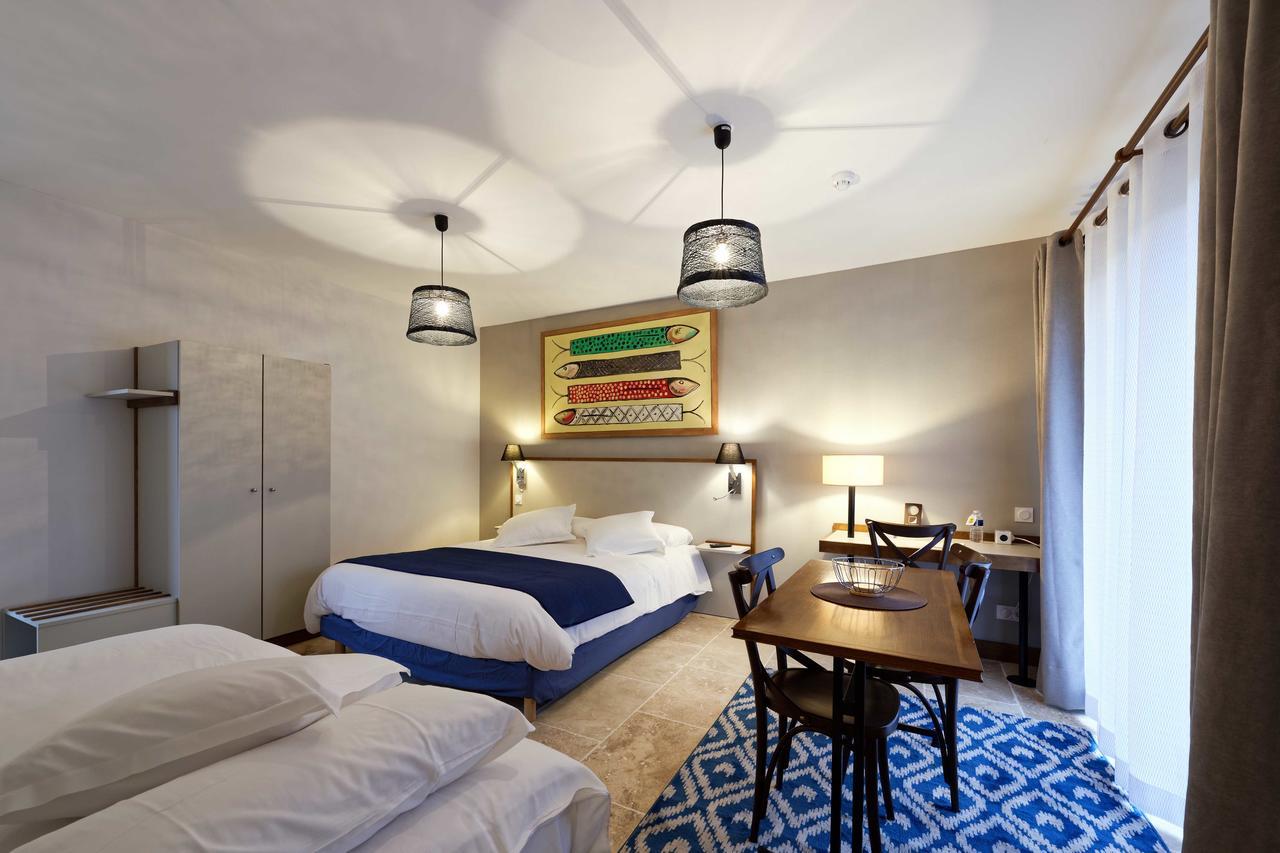 Pied A Terre - Appart'Hotels Au Coeur D'Autun ภายนอก รูปภาพ
